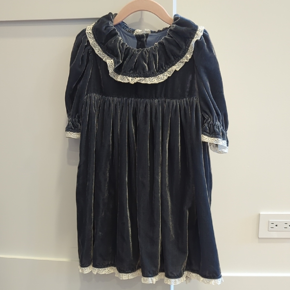 Noralee Velvet Dress with Lace Trim Size 4